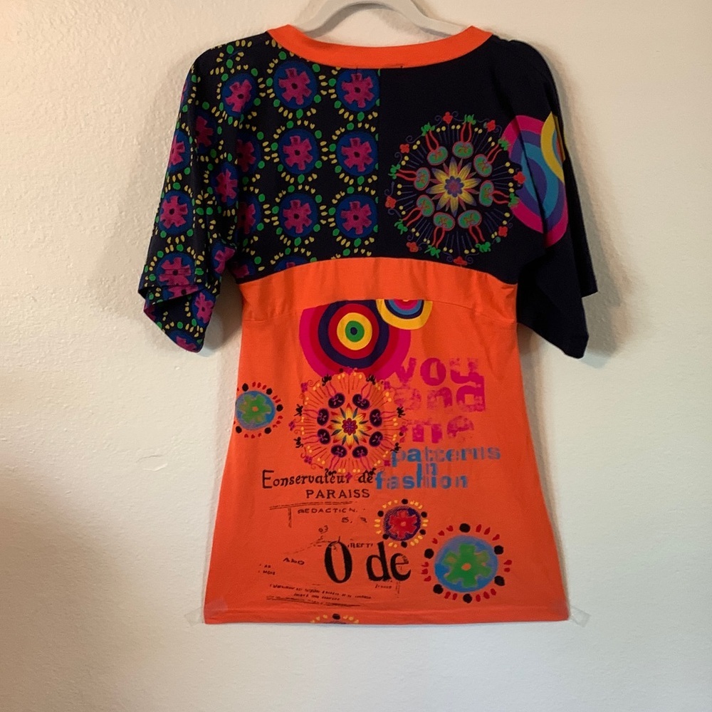 Adore Orange Face Top Size S - Picture 2 of 5